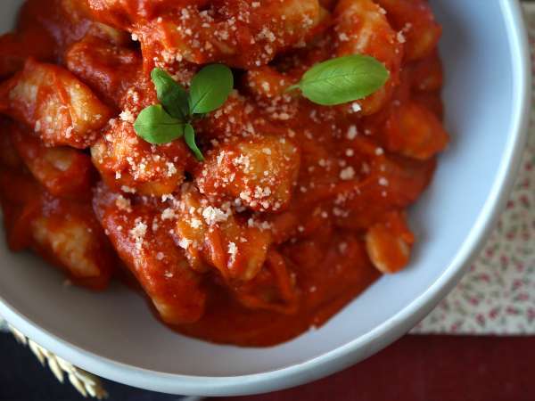 Gnocchi alla Sorrentina a serpenyőben: a gyors és szaftos recept, amit mindenki szeret! - Előkészítés lépés 11