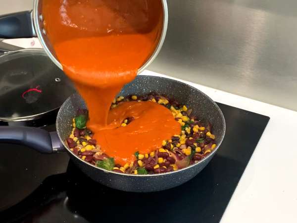 Vegetáriánus enchiladas - Előkészítés lépés 2