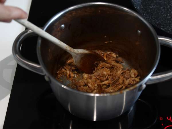 Amerikai stílusú grillezett sajtos maxi szendvics: csirke, avokádó, bacon - Előkészítés lépés 4