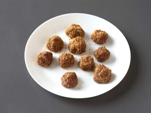 Házi készítésű Ferrero-stílusú rochers - Előkészítés lépés 8