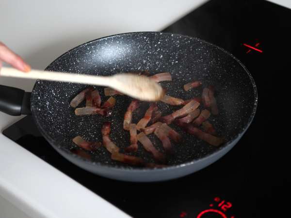 Spaghetti alla carbonara, az igazi olasz szénhidrát recept! - Előkészítés lépés 3