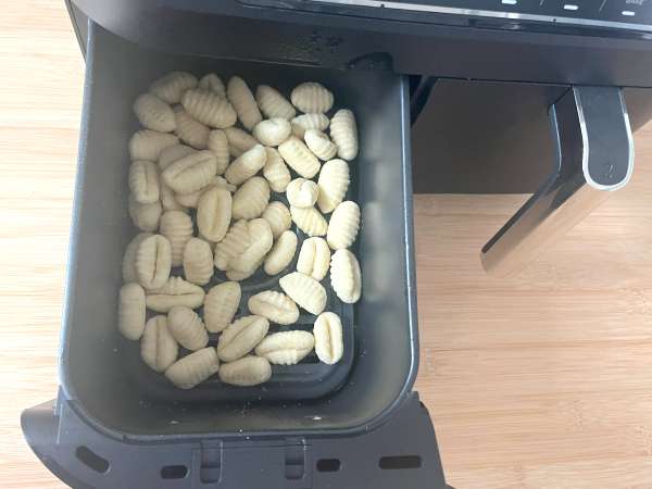 Ropogós, puha gnocchi Air fryerrel, mindössze 10 perc alatt kész! - Előkészítés lépés 1
