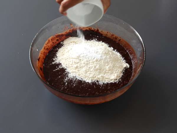 Puha Nega Maluca torta brigadeiro cukormázzal - Előkészítés lépés 3