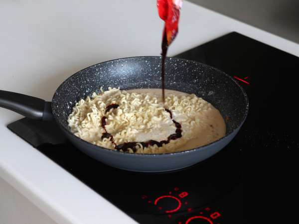 Hogyan kell főzni a Cheese Buldakot? Gyors és egyszerű recept! - Előkészítés lépés 5