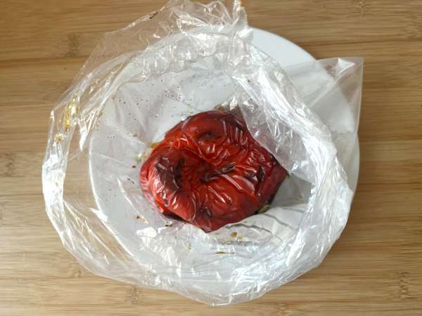 Sült paprika saláta légsütőben - Előkészítés lépés 2