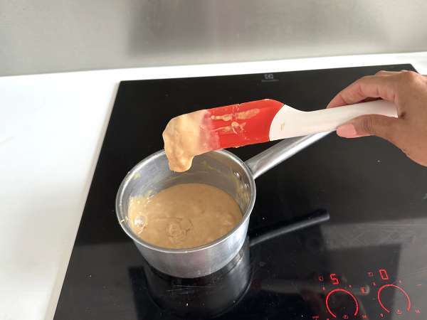 Mogyoró Brigadeiro, egy finom brazil édes - Előkészítés lépés 2