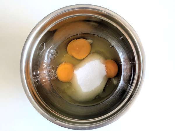 Sárgabarack clafoutis Air Fryerrel - Előkészítés lépés 1