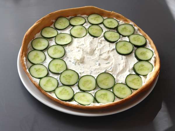 Szuper frissítő nyári torta: ricotta, uborka és füstölt lazac - Előkészítés lépés 8