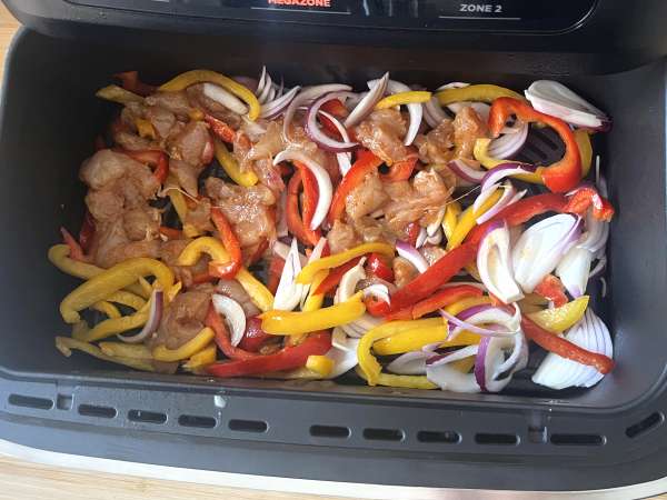 Fajitas a légsütőben: finom töltelék pillanatok alatt! - Előkészítés lépés 4