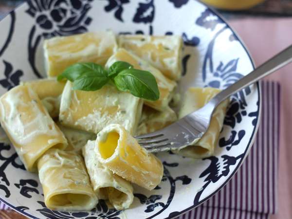 Tészta ricotta krémmel és bazsalikommal - Előkészítés lépés 7