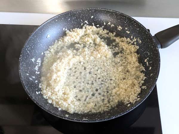 Cékla és gorgonzola rizottó: a színek és az intenzív ízek robbanása - Előkészítés lépés 5