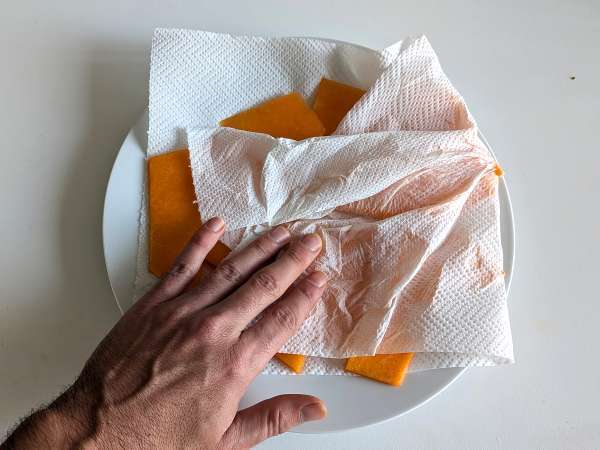 Sütőtök chips a légsütőben: könnyű és ízletes - Előkészítés lépés 2