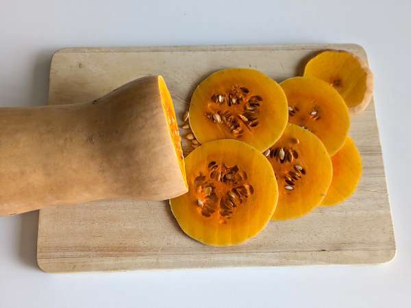 Vegetáriánus sütőtök parmigiana - Előkészítés lépés 1