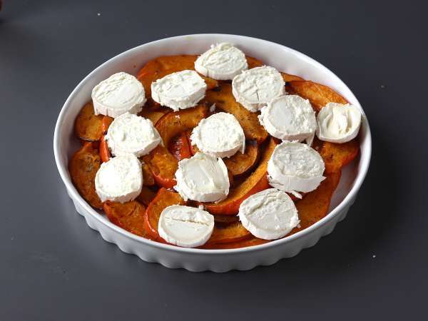 Tökös tatin kecskesajttal és mézzel - Előkészítés lépés 8