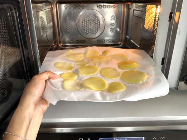 Mikrohullámú sütőben készült burgonya chips - Előkészítés lépés 7