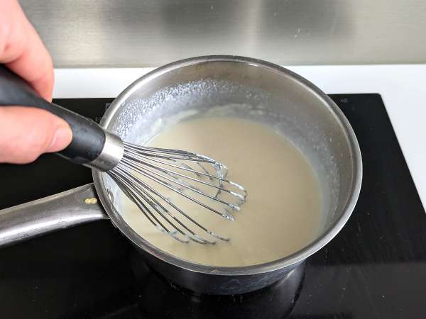 Cannelloni gomba és kolbász: egy gazdag és ízletes első fogás - Előkészítés lépés 2