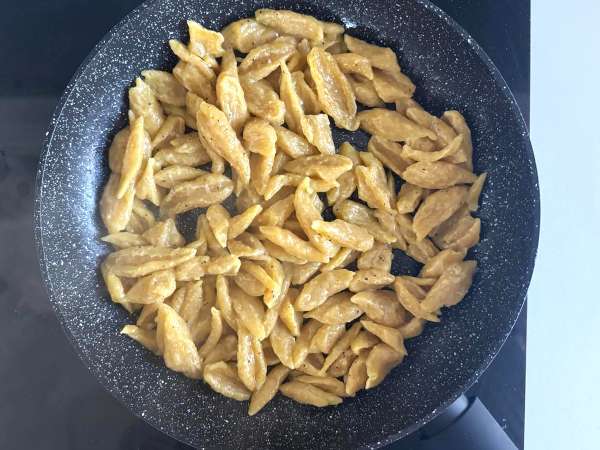 Friss butternut tészta mindössze 2 hozzávalóval - Előkészítés lépés 9