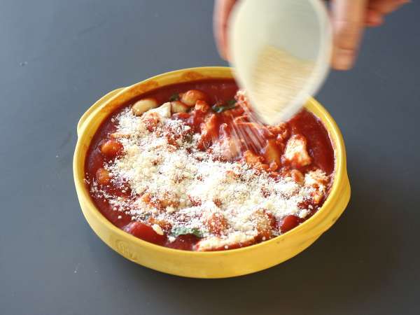 Gyors és kényelmes paradicsomos és mozzarellás gnocchi gratin - gnocchi alla sorrentina a sütőben - Előkészítés lépés 5