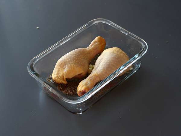 Kemencében pácolt csirkecombok - szuper gyorsan elkészíthető! - Előkészítés lépés 2