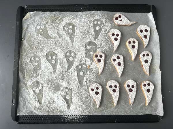 Szellem keksz: a legegyszerűbb és legviccesebb Halloween recept, amit a gyerekekkel készíthetsz el - Előkészítés lépés 6