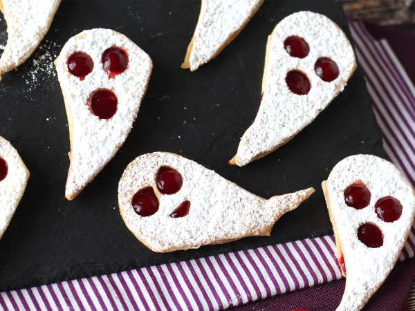 Szellem keksz: a legegyszerűbb és legviccesebb Halloween recept, amit a gyerekekkel készíthetsz el - Előkészítés lépés 7