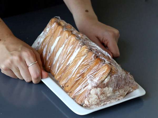 Tiramisu alakú rönk forma nélkül a kávé szerelmeseinek - Előkészítés lépés 9