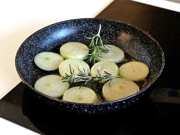 Hagymás lepénykék tatin - Előkészítés lépés 2