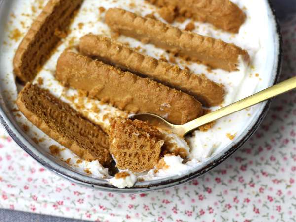 A híres szuperegyszerű japán sajttorta mindössze 2 hozzávalóval - Előkészítés lépés 3
