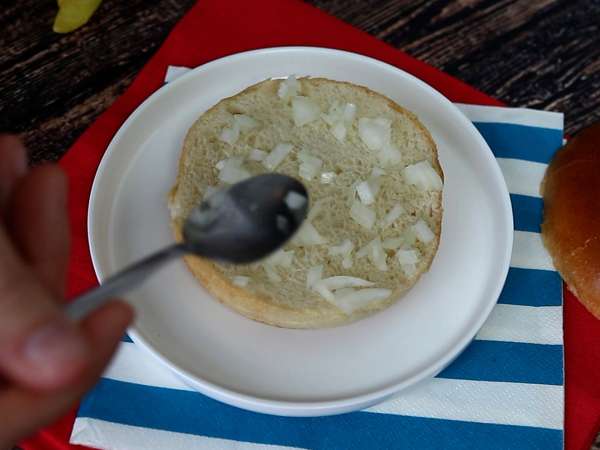 Sajtburger, a híres hamburger, amit mindenki szeret! - Előkészítés lépés 3