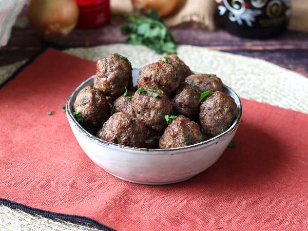 Lágy húsgombócok légsütőben: gyors és egyszerű recept marhahússal - Előkészítés lépés 8