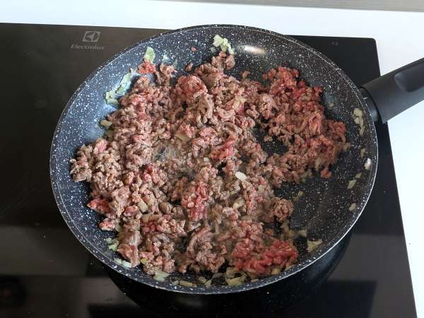 Air fryer burger zsemle: nagyszerű egy gyors és ízletes vacsorához - Előkészítés lépés 1