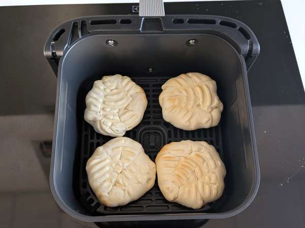 Air fryer burger zsemle: nagyszerű egy gyors és ízletes vacsorához - Előkészítés lépés 9