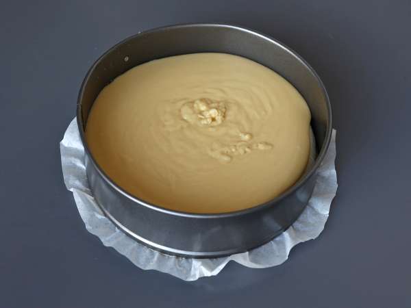 Extra fondantos fejjel lefelé fordított banántorta - Előkészítés lépés 7