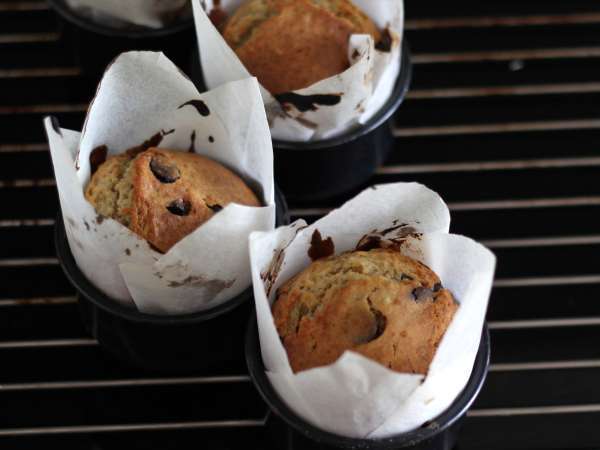 Extra ínyenc banános és csokis muffinok - Előkészítés lépés 11
