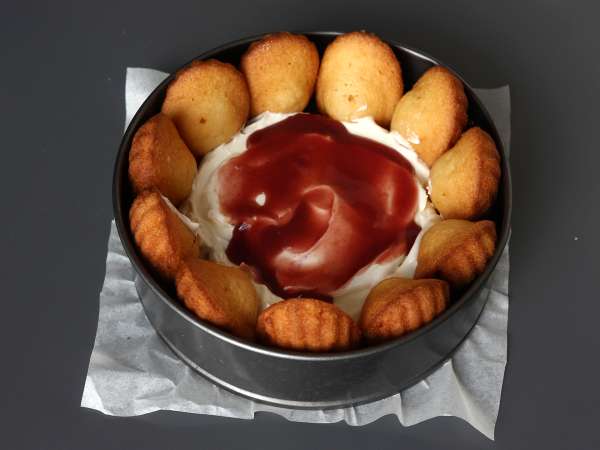 Vörös gyümölcsös charlotte madeleines-szel - Előkészítés lépés 5