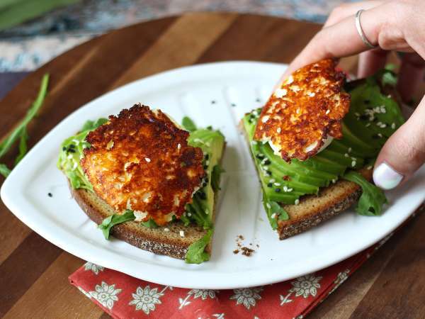 Ropogós feta tojás: a rendkívül egyszerű, divatos recept - Előkészítés lépés 6