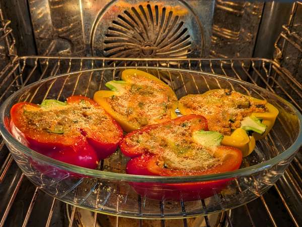 Sült vegetáriánus töltött paprika: az egyszerű és ízletes recept zöldségekkel és mozzarella sajttal - Előkészítés lépés 8