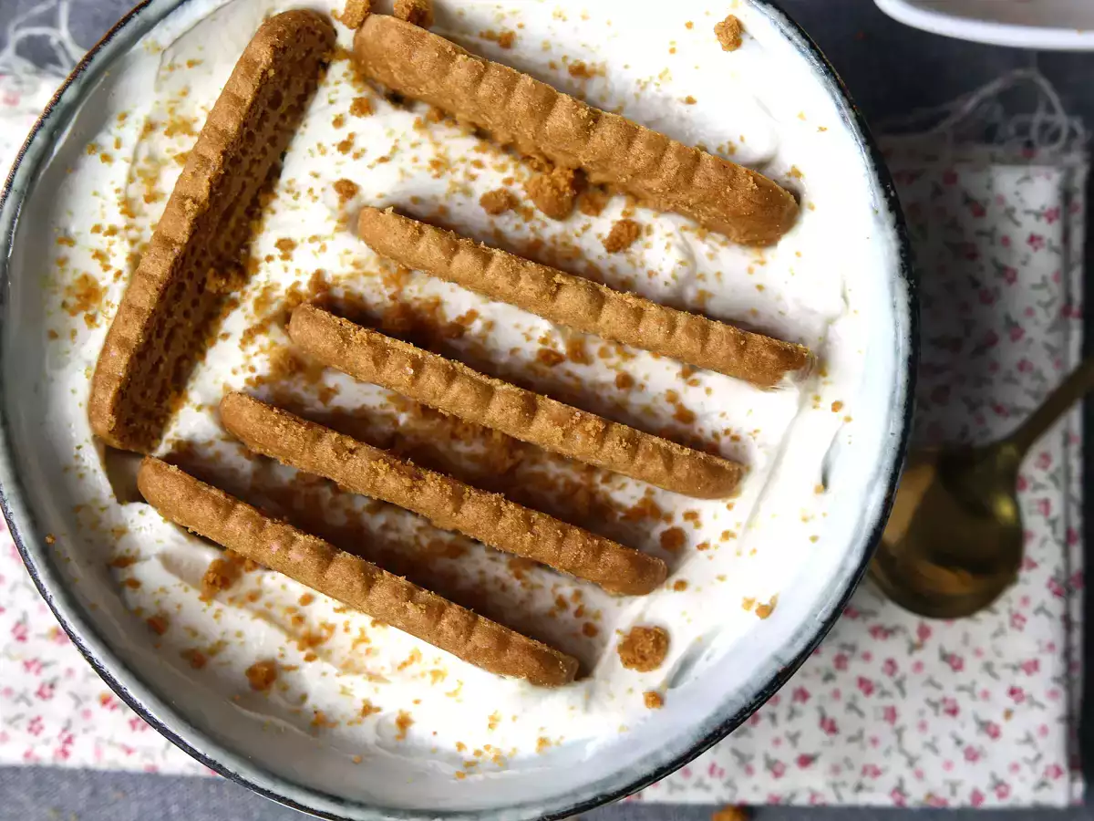 A híres szuperegyszerű japán sajttorta mindössze 2 hozzávalóval