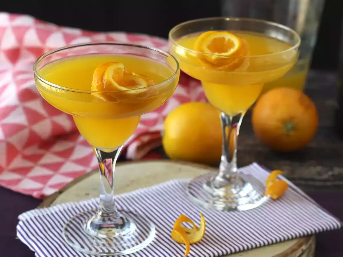 Agua de Valencia, a mediterrán koktél kavával és naranccsal, amelyet otthon is elkészíthet.