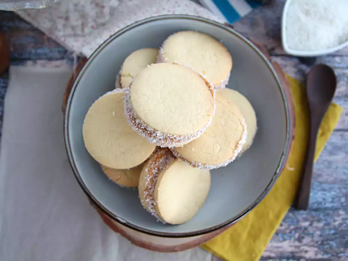 Alfajores - argentin kenyér tejlekvárral és kókuszdióval - fotó 4