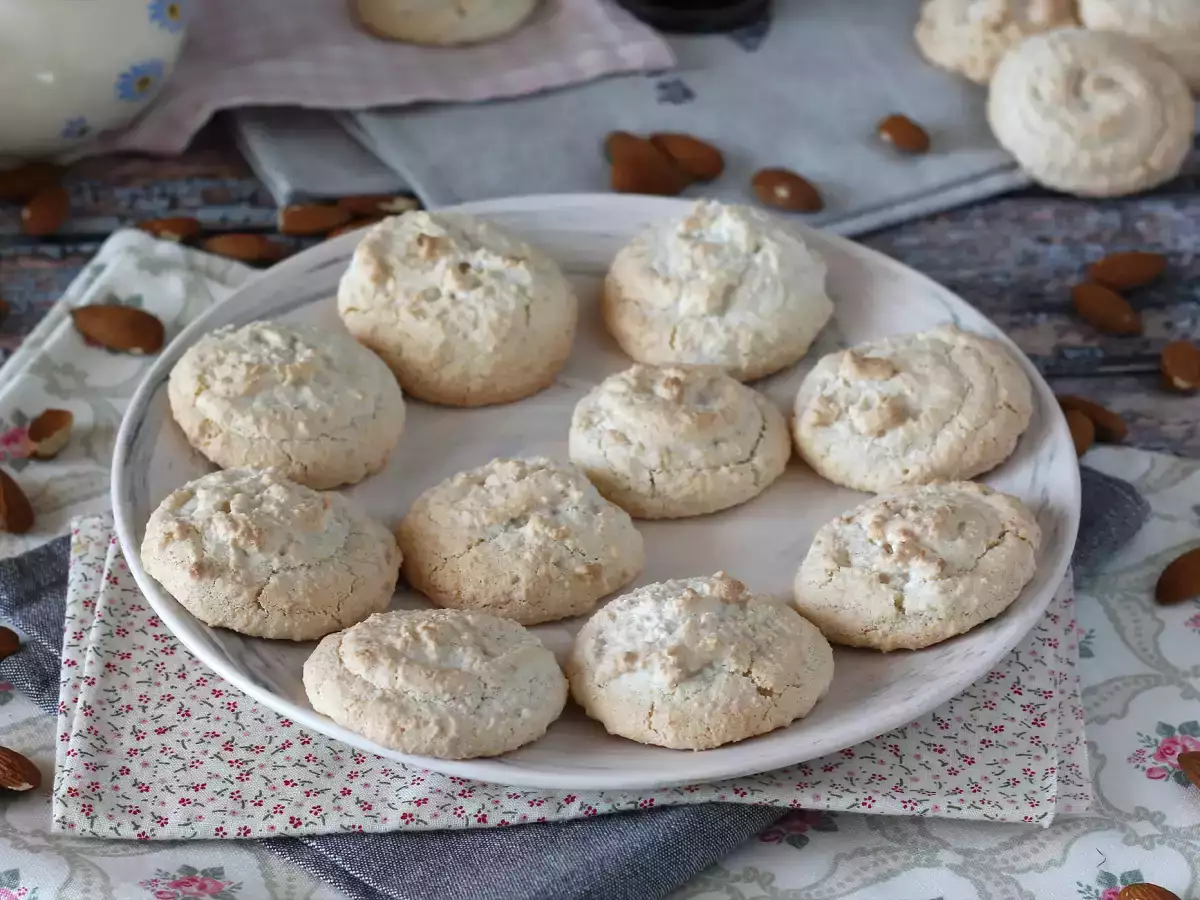 Amaretti, olasz mandulás finomságok, tökéletes kávéhoz! - fotó 2