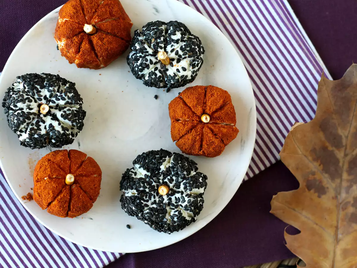 Aperitif sajtkrém sütőtök alakban, tökéletes Halloweenre! - fotó 7