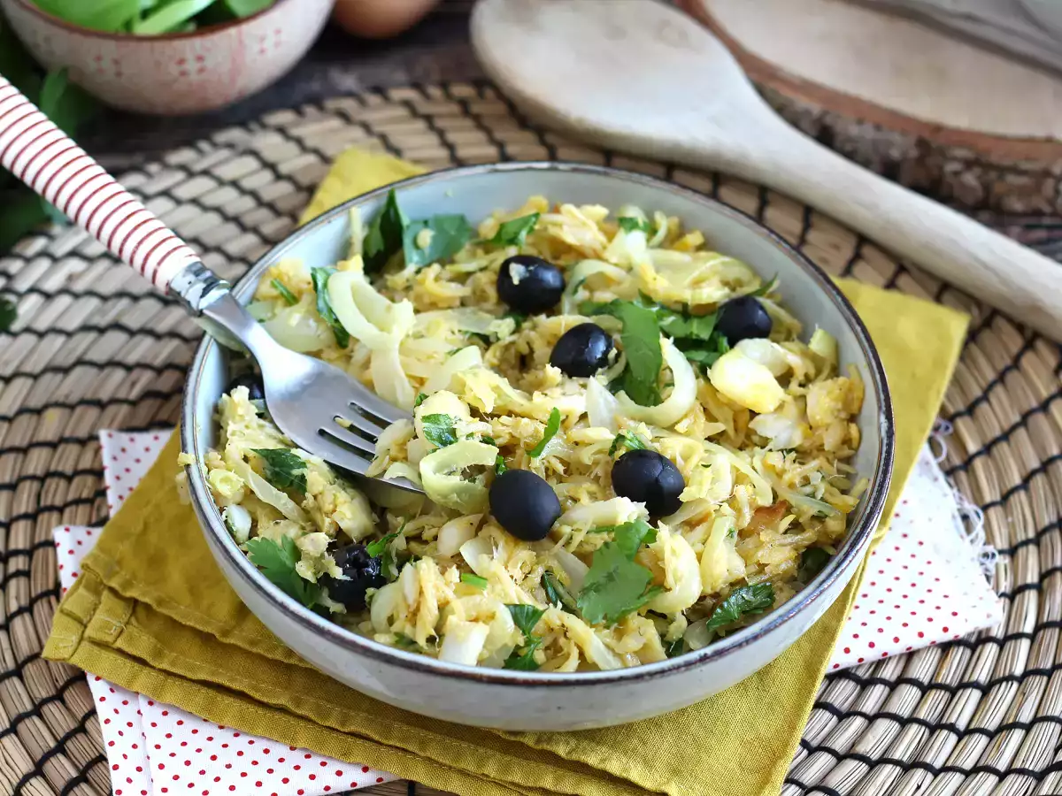 Bacalhau à Brás, egy egyszerű és ízletes hagyományos portugál recept - fotó 6