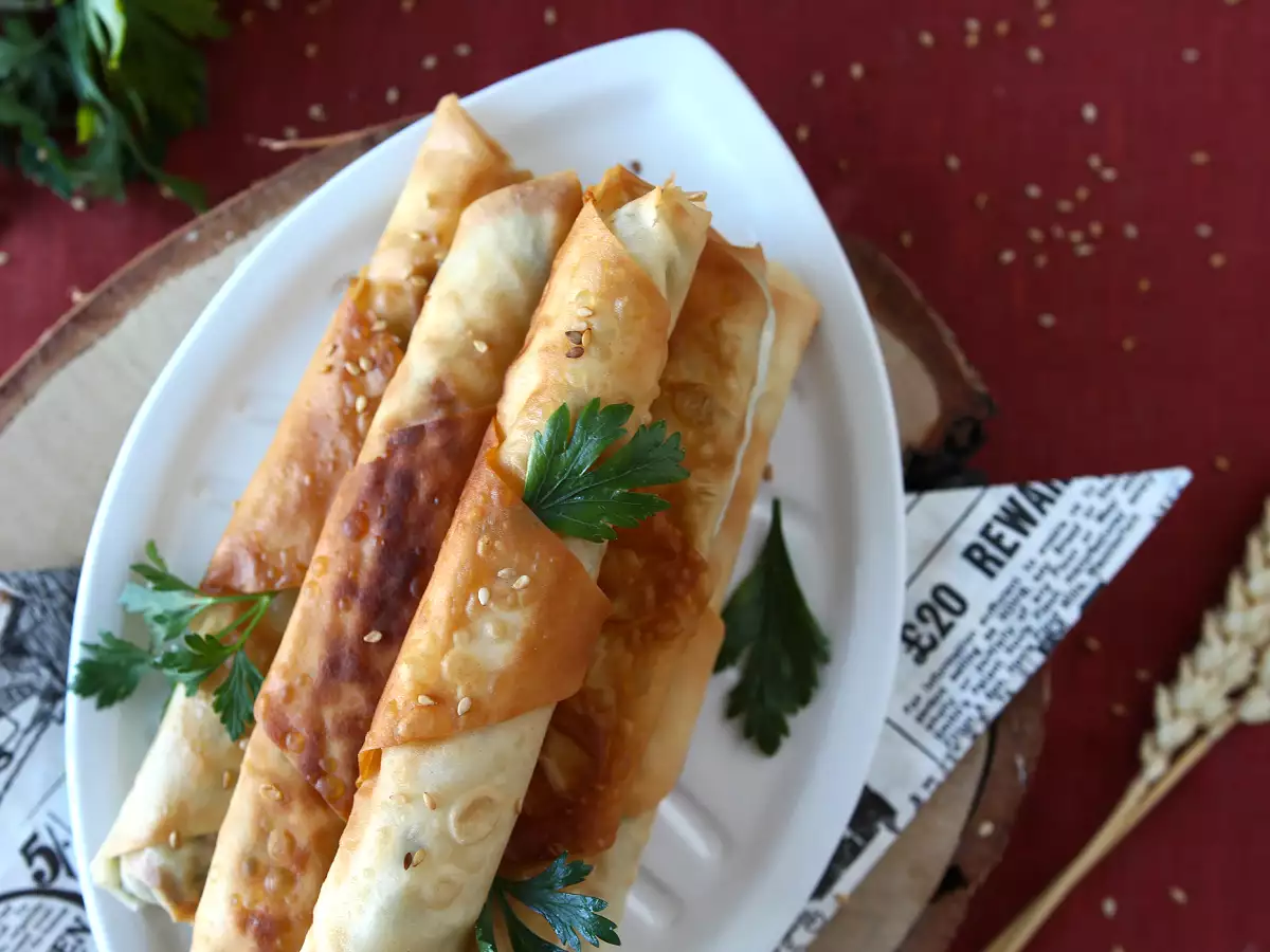 Börek feta sajttal és petrezselyemmel - fotó 4