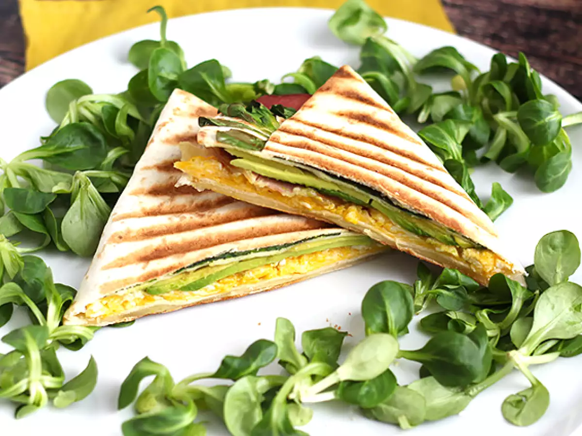 Brunch-stílusú pirított wrap - Tortilla Wrap Hack - fotó 2