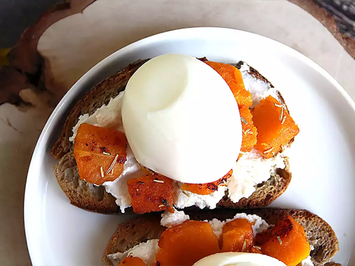 Butternut ricotta és tojás szendvicsek - fotó 3