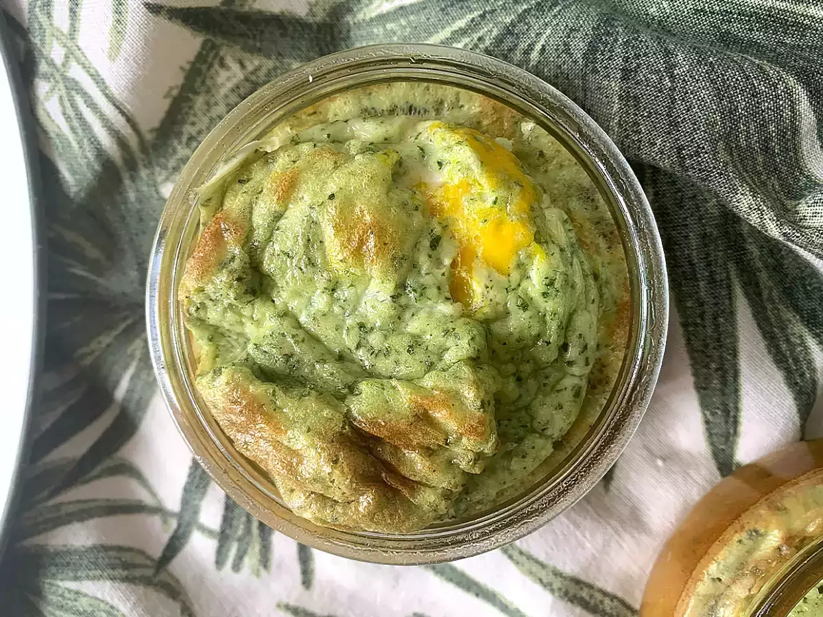 Cocotte tojás pestóval - fotó 2