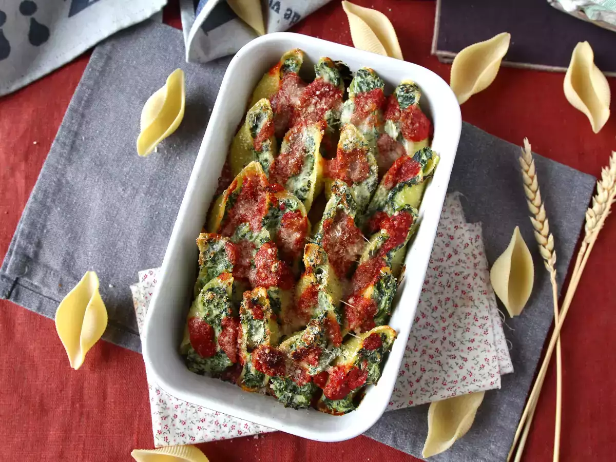 Conchiglioni ricottával és spenóttal töltve: ellenállhatatlan sült vegetáriánus fogás - fotó 6