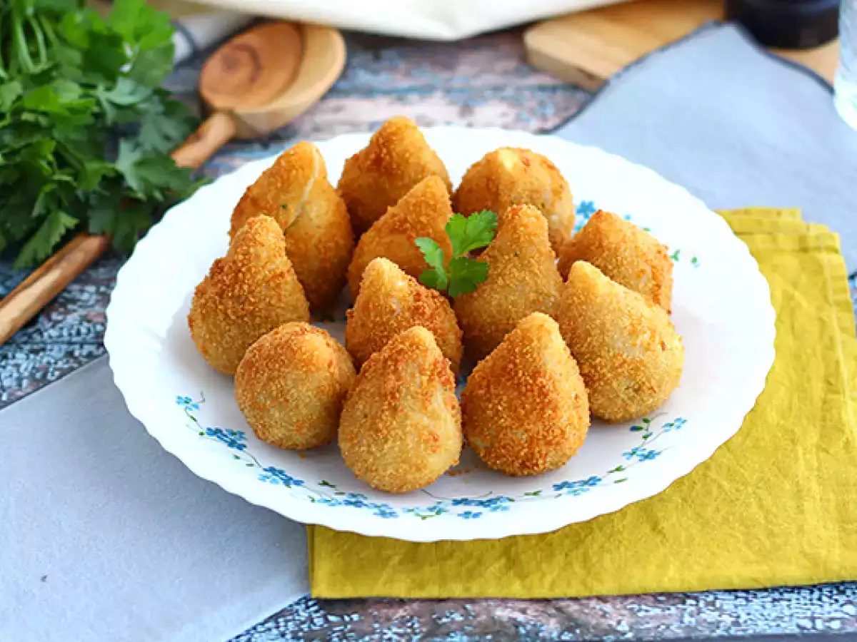 Coxinhas (brazil csirkekrokett)
