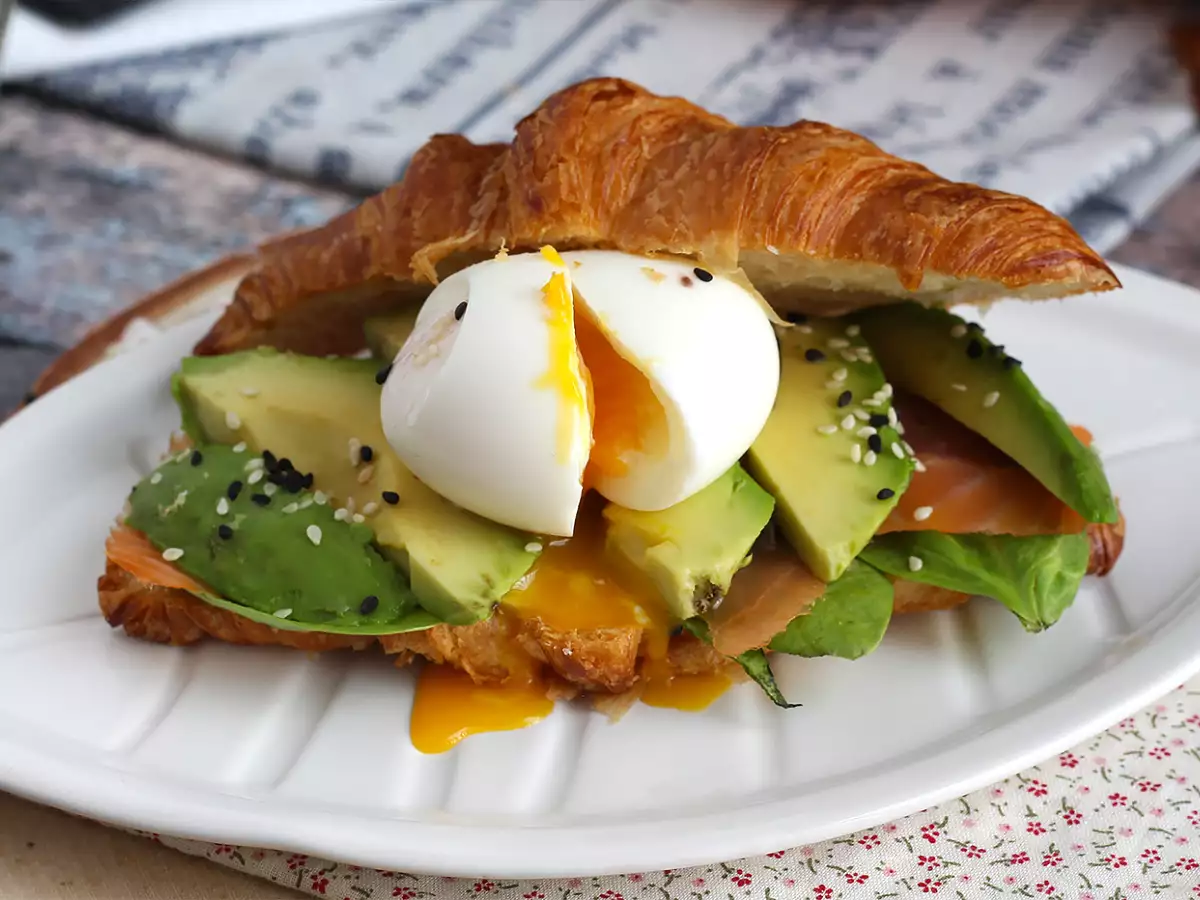 Croissant brunch szendvics - fotó 5